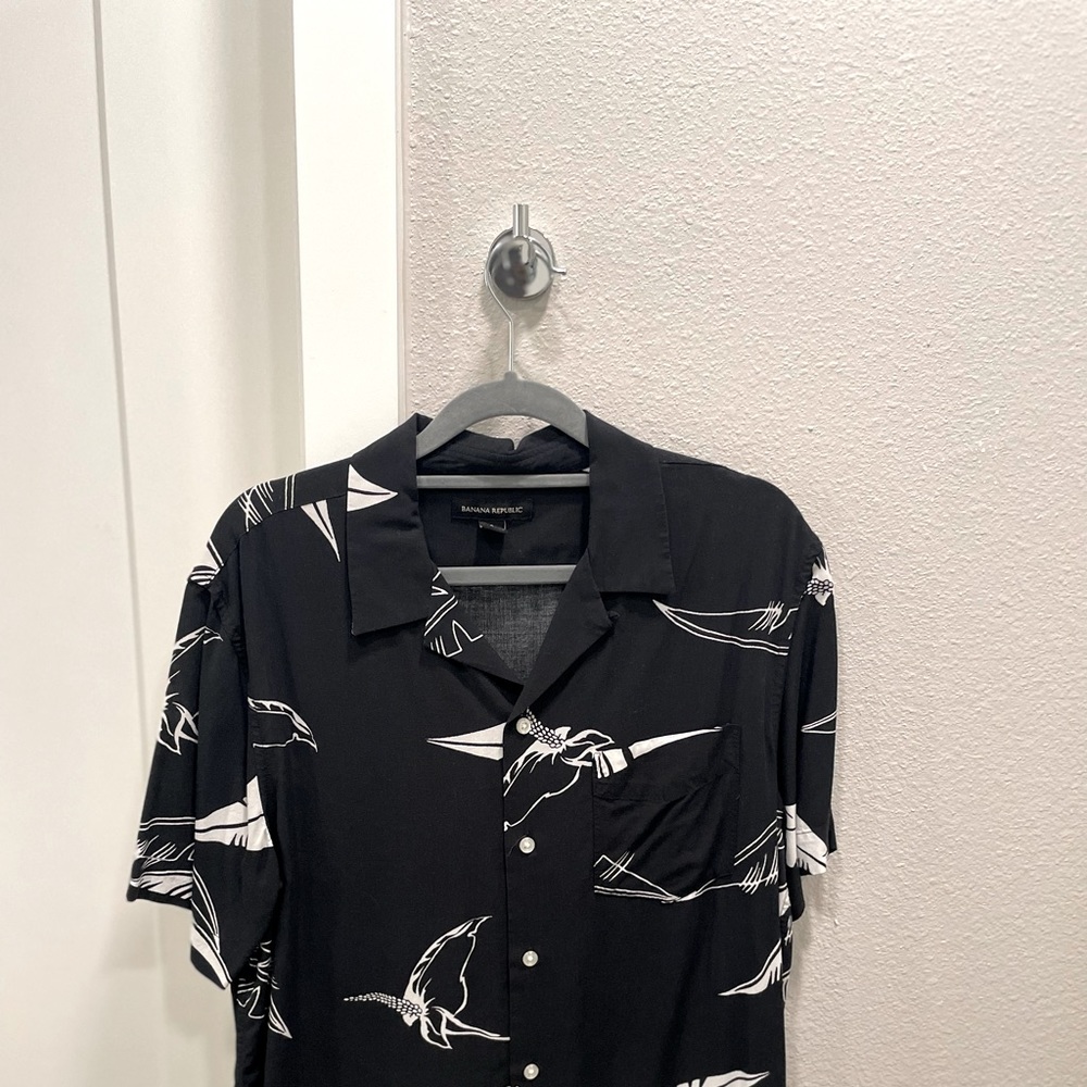 Banana Republic Summer Shirt